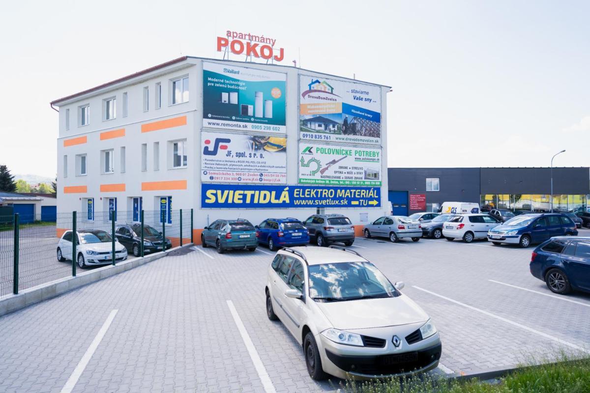 Apartmany Pokoj Zvolen Buitenkant foto