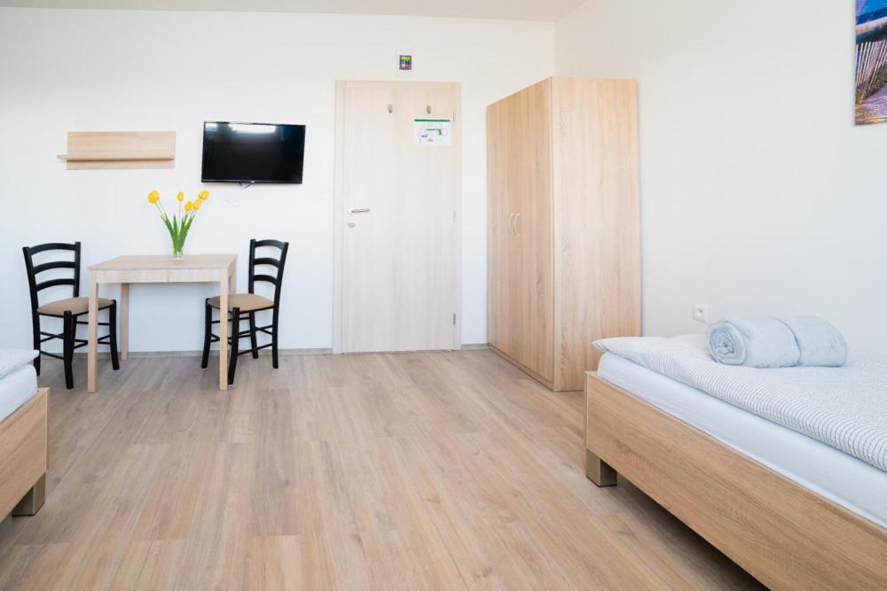 Apartmany Pokoj Zvolen Buitenkant foto